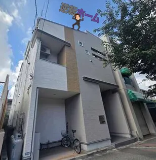 ディアコート鶴里【2階】の外観