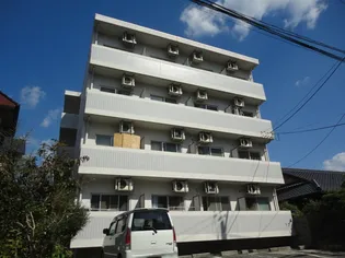 コーポヤマガタ【3階】の外観