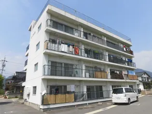 コーポ髙岡【4階】の外観