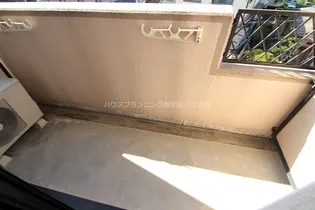 レジデンス新木【2階】の玄関