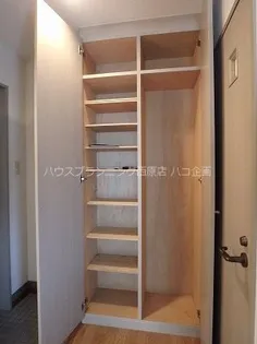 ラフォーレ祇園【1階】の玄関