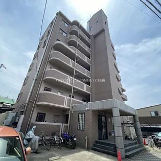 フラーリッシュ岡本【1階】の外観