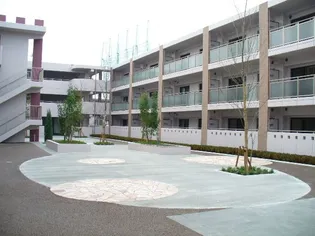 カトルセゾン有田【2階】の外観