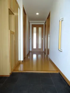 カトルセゾン有田【2階】の玄関