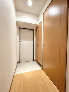 ヘスティア大濠【8階】の玄関