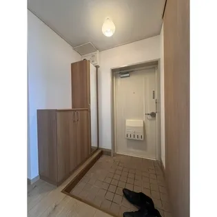 第1吉安ビル【3階】の玄関