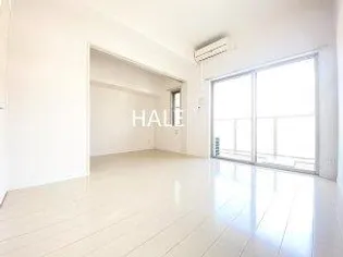 レジデンシャルヒルズリバープレイス【10階】の居間