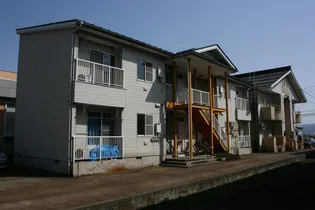 メゾンドゥウルマの画像