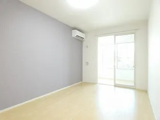 ソレイユ・ベル【1階】の居間