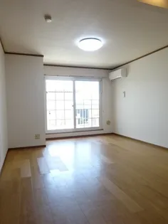 ボンジュールⅠ【2階】の居間