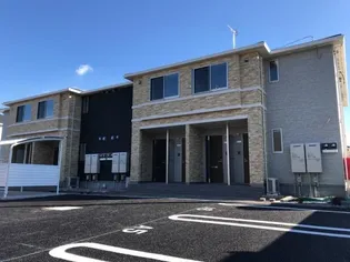 高尾崎 NEW TOWN La・Terre A【1階】の外観