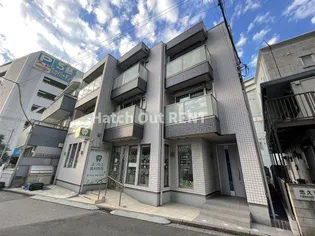 Luana【2階】の外観