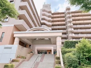 アルファグランデ成田【5階】の外観