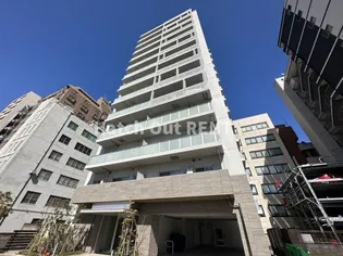 IS(イズ)【3階】の外観