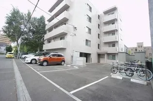 北海道札幌市中央区南九条西16丁目【マンション】の外観