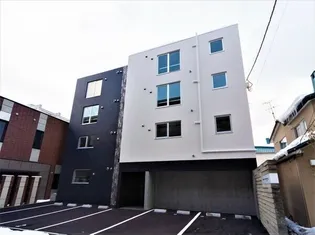 エゾンス西線9条 (aisaince西線9条)【1階】の外観