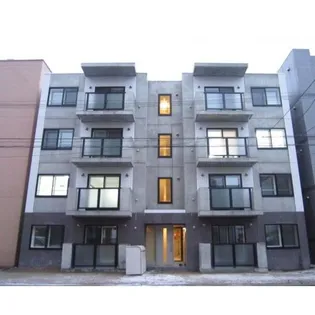 マ メゾン山鼻の画像