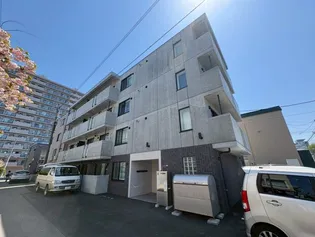 porte-bonheur N13(ポルトボヌールN13)【1階】の外観
