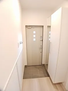 ガラッシアC【1階】の玄関