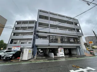 グランド アイ 三萩野【3階】の外観