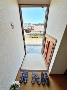 平原マンション【1階】の玄関