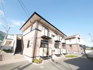 ヴィラージュD棟【2階】の外観