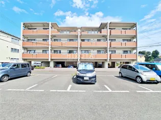 ラ ファミーユの画像