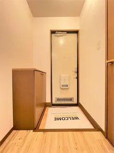 エトワール嵐山【1階】の玄関