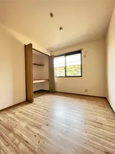 エトワール嵐山【1階】の内装