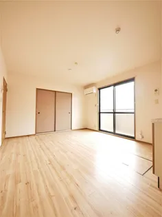 エトワール嵐山【1階】の内装