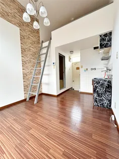 ガーディア城野【1階】の内装