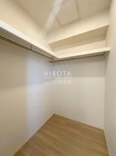 ミモザ【2階】の玄関