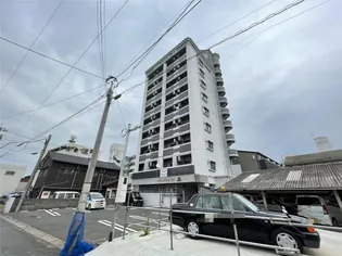 ロイヤルアベニューの画像