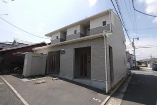 ラディエ足原の画像