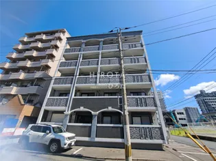 A&E Glanz【1階】の外観