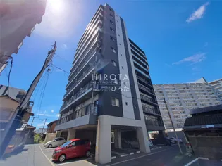 GALA PLATINUM COURTの画像