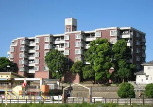 ホワイトキャッスル東鳴水の画像