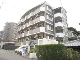 コンドミニアム青山【1階】の外観