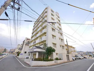 ライオンズマンション青山第3【2階】の外観