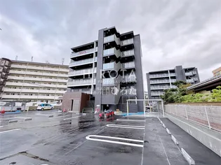 ロータス青山Ⅱ【6階】の外観