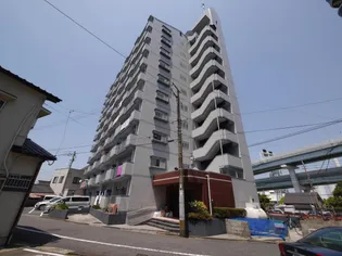 ギャラン春の町の画像