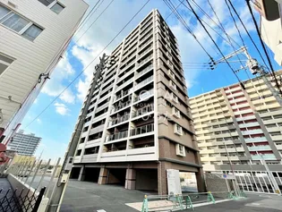 ウイングス西本町【8階】の外観