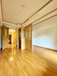 ノースステイツ幸町【2階】の内装