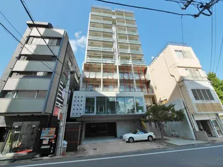 ベーシックビル【3階】の外観