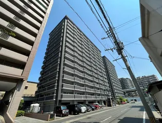 シャトレ大手町S棟【5階】の外観