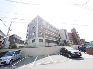 高峰ポロニア【4階】の外観