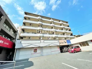 ロイヤルハイツ明石【2階】の外観