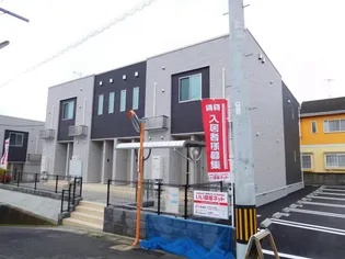 ウエスト ヒルズⅢ【2階】の外観