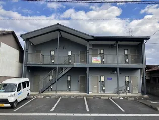 PLUM ONE【2階】の外観