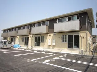 トレス中間壱番館【1階】の外観